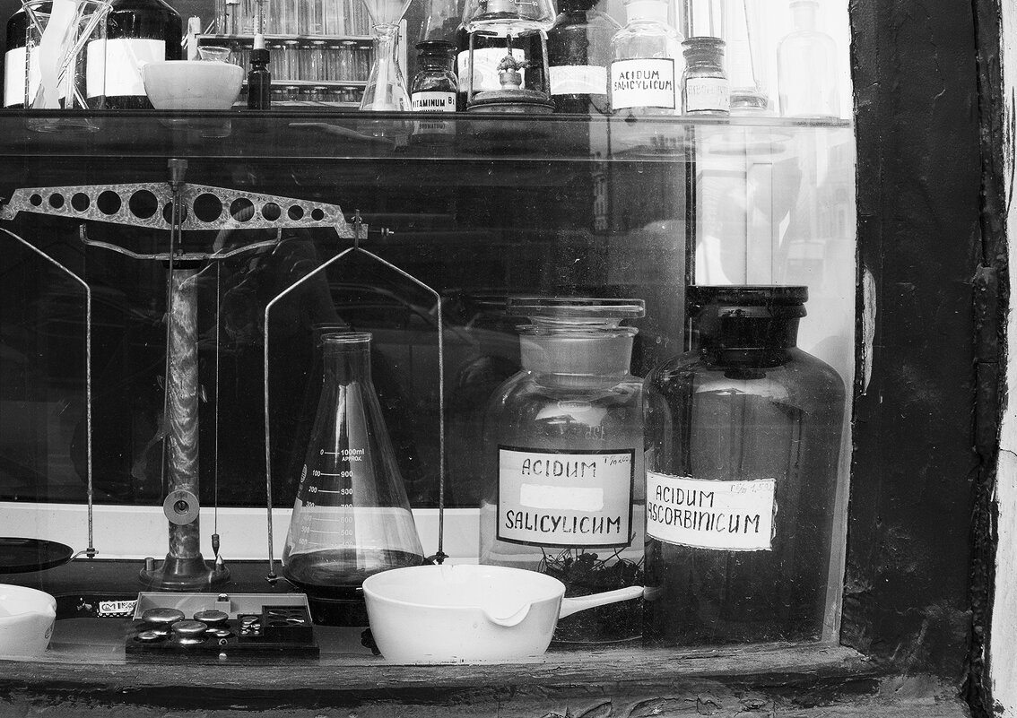 *** - Александр Русинов