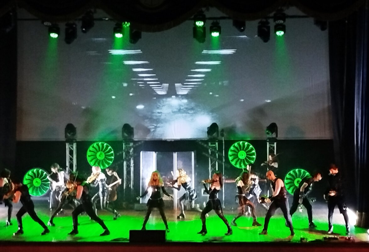 Танцующий симфонический оркестр! - Надежда Танцующий симфонический оркестр! - Надежда