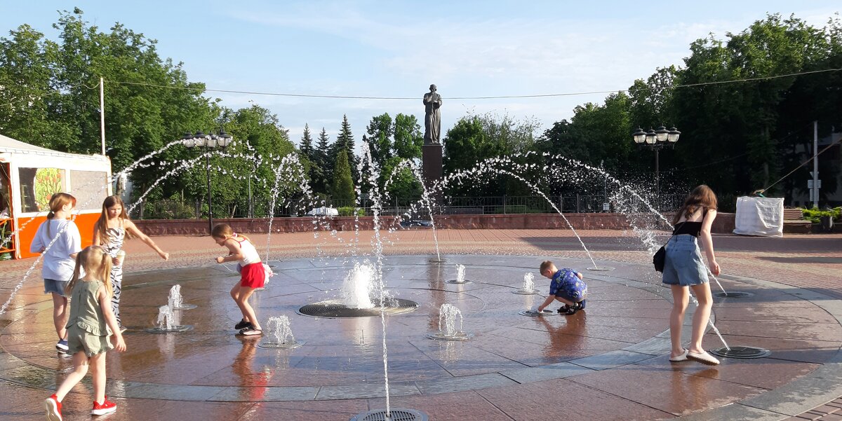 Лето у фонтана - Ольга Лето у фонтана - Ольга