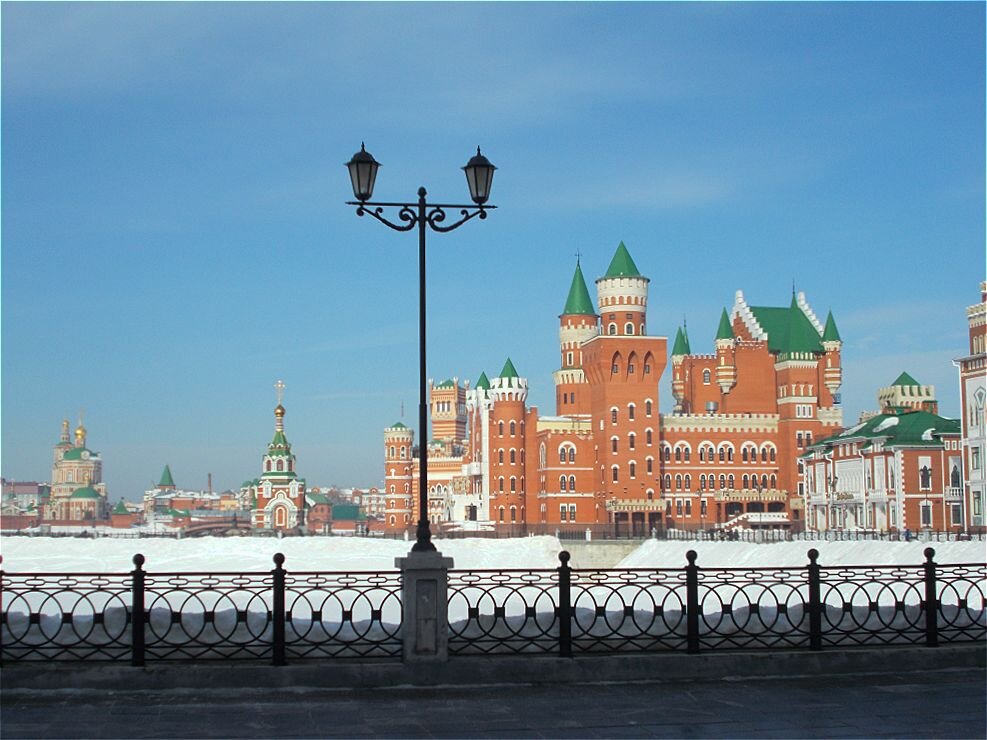 Pro март - Alisia La DEMA Pro март - Alisia La DEMA