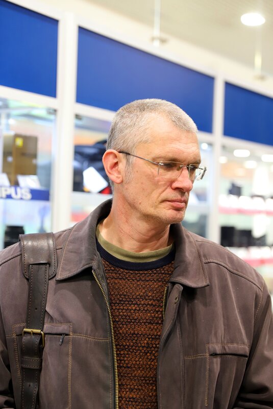 **** - Андрей Л. В.