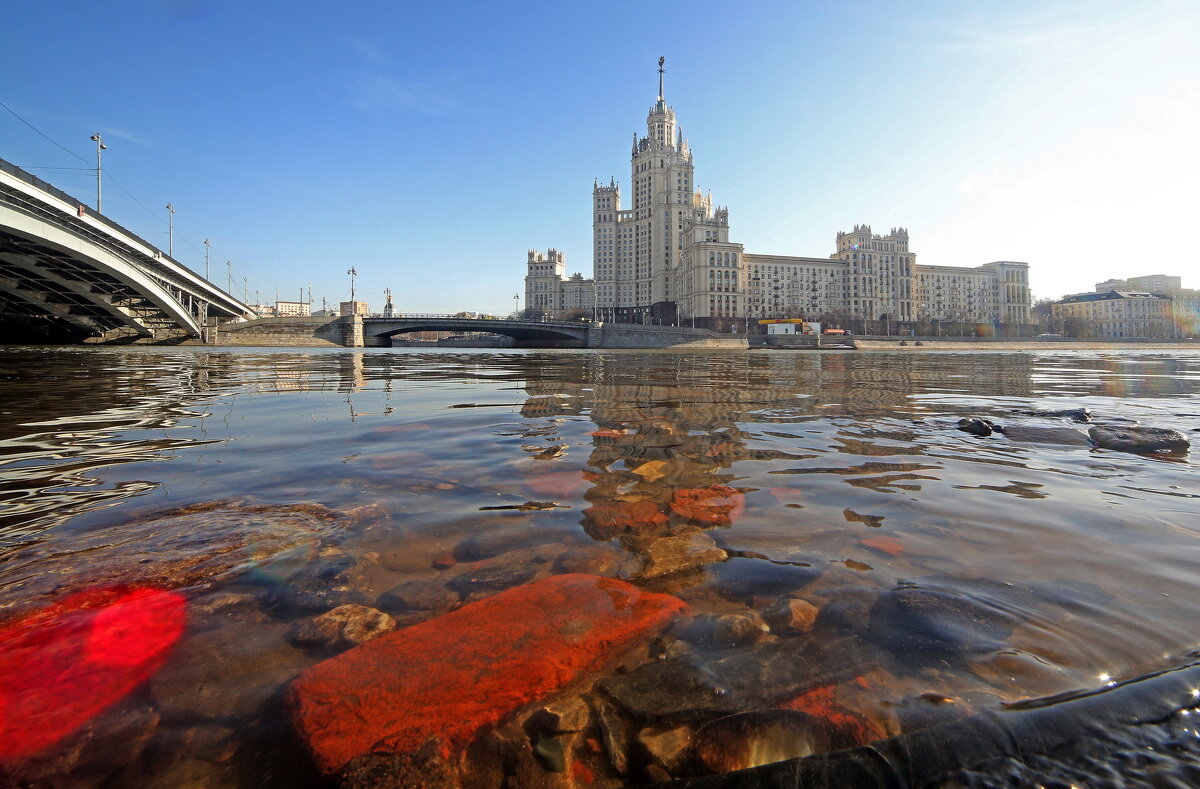Котельническая наб 15 марта - Михаил Бибичков