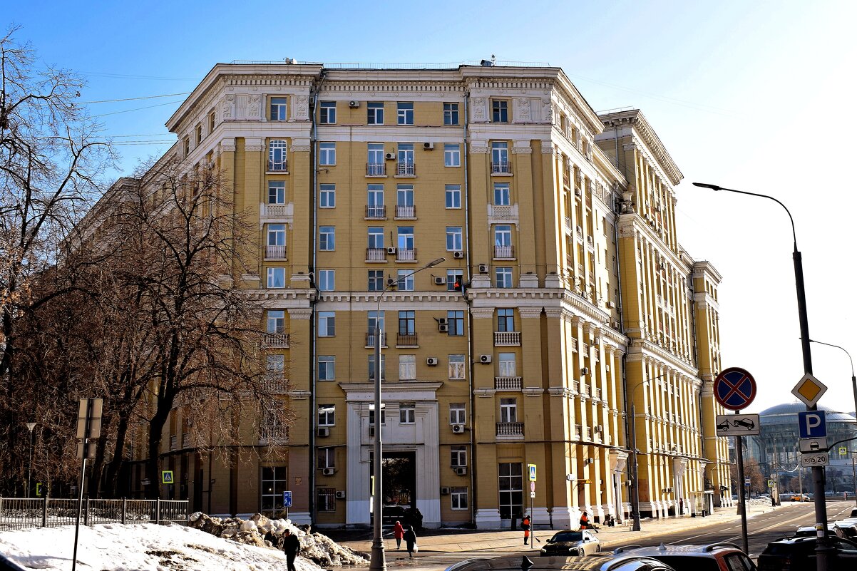 Дом на Краснохолмской набережной. - Татьяна Помогалова Дом на Краснохолмской набережной. - Татьяна Помогалова