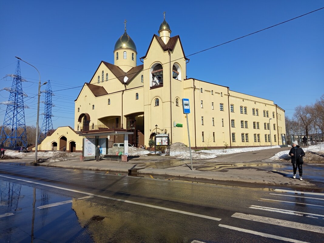 Март в городе - Андрей Лукьянов Март в городе - Андрей Лукьянов