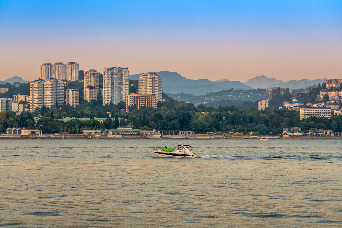 Летним вечером в Сочи - Игорь Сикорский Летним вечером в Сочи - Игорь Сикорский