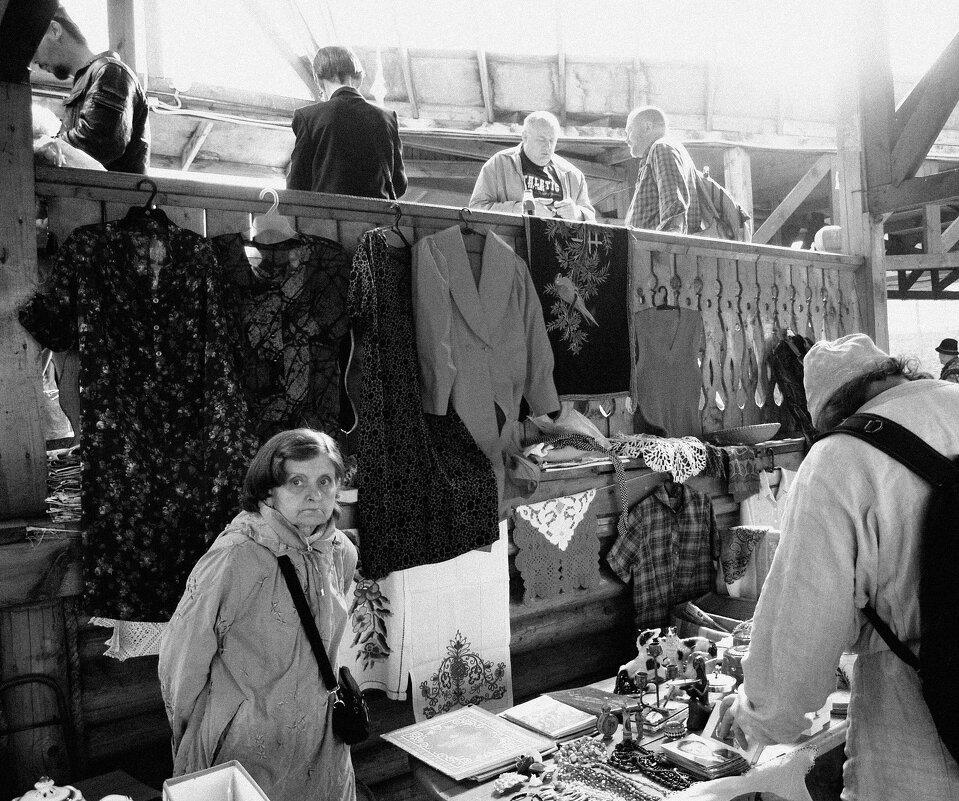 *** - Сергей Золотавин