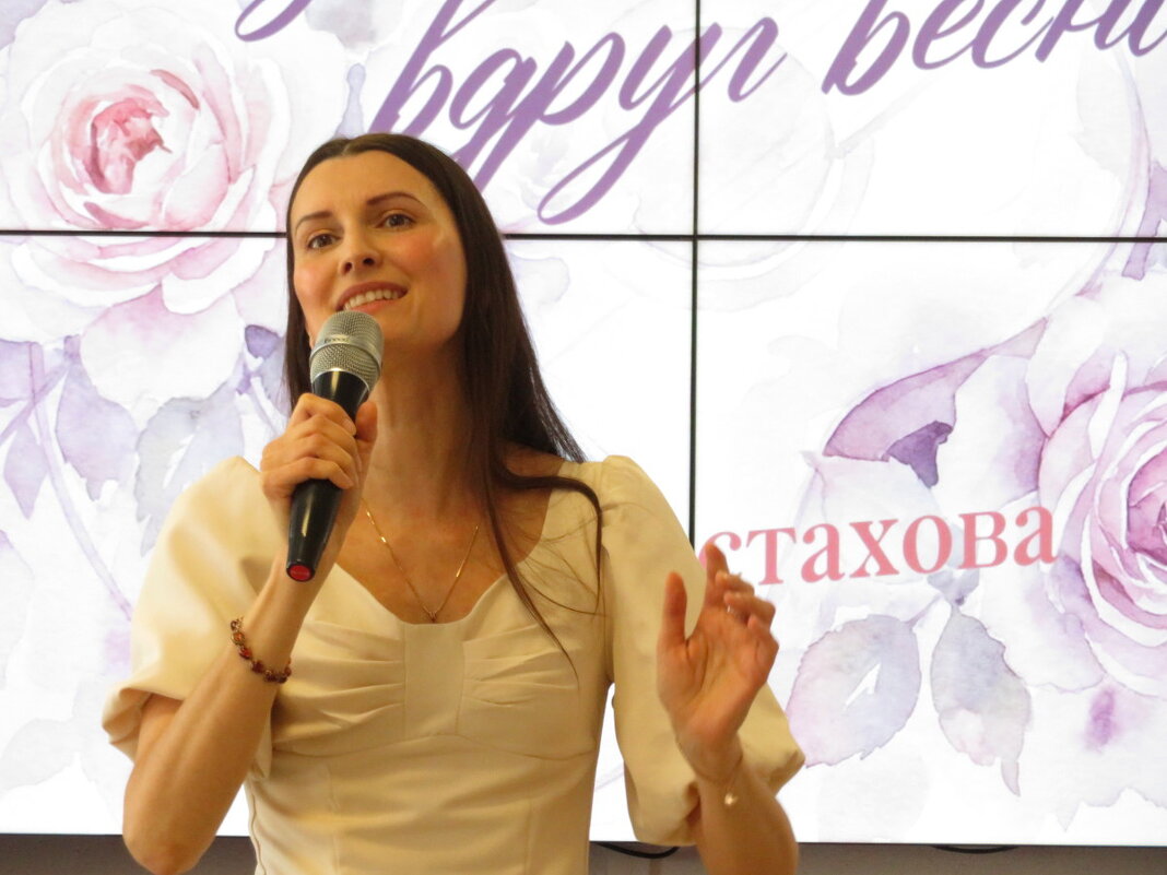 Вечер романса в библиотеке. - Егор Бабанов