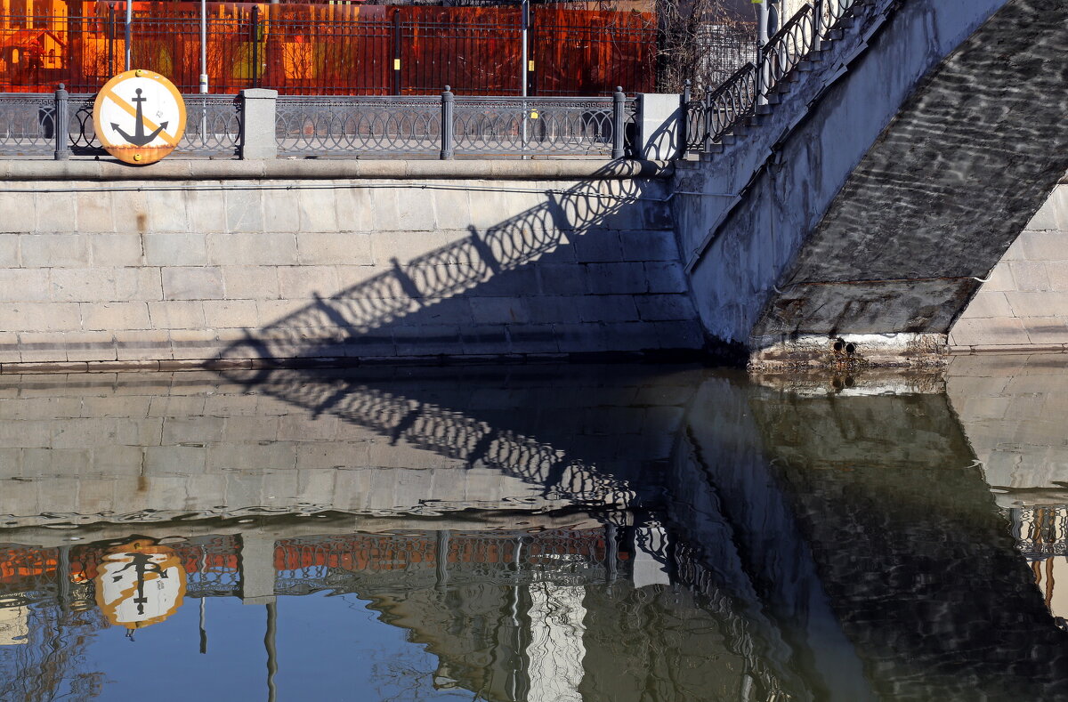 Садовническая наб 19 марта - Михаил Бибичков