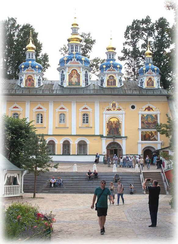 Успенский пещерная церковь - Alisia La DEMA