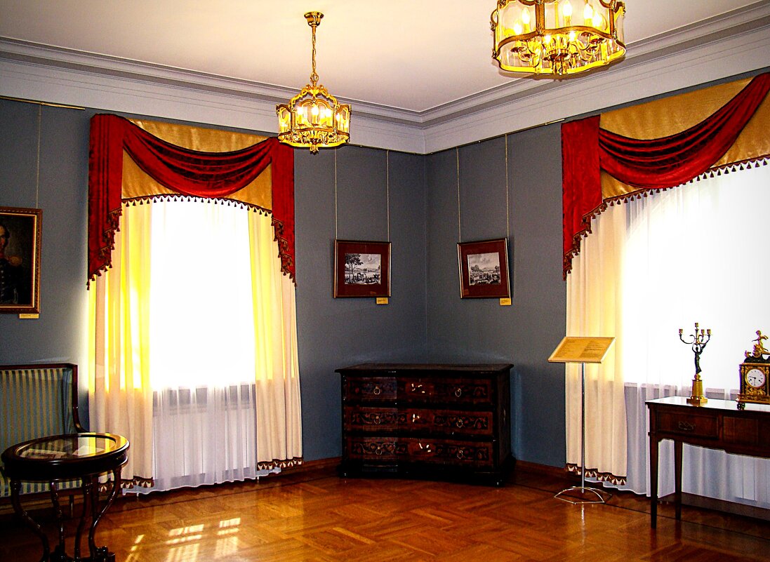 Гостиная с тем же Амуром,,,) - Анатолий Колосов Гостиная с тем же Амуром,,,) - Анатолий Колосов