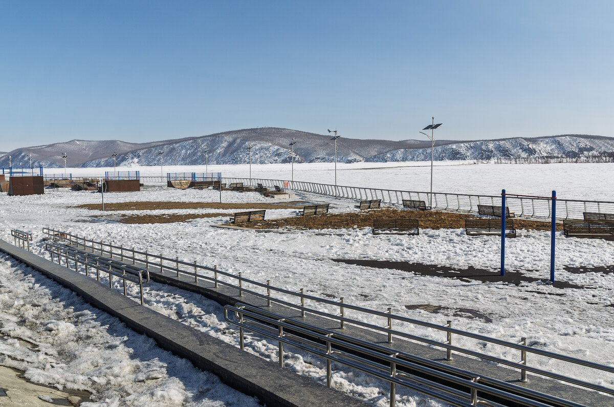На набережной - Виктор Иванович Чернюк На набережной - Виктор Иванович Чернюк