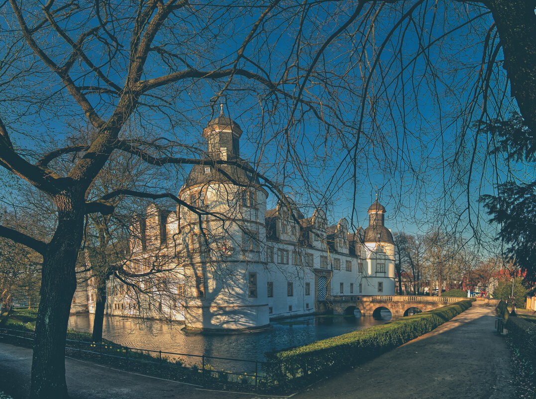 Замок - Jakob Dick Замок - Jakob Dick