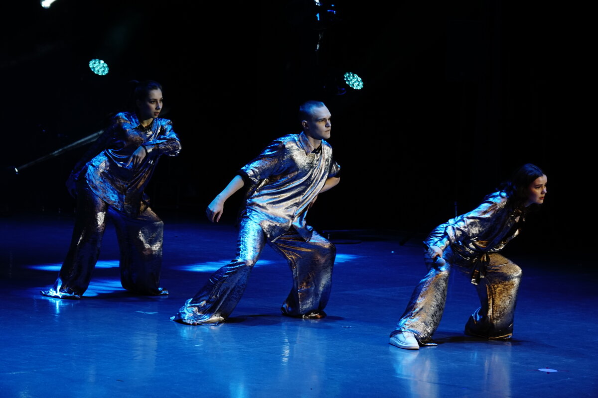 танец - Дмитрий Потапов