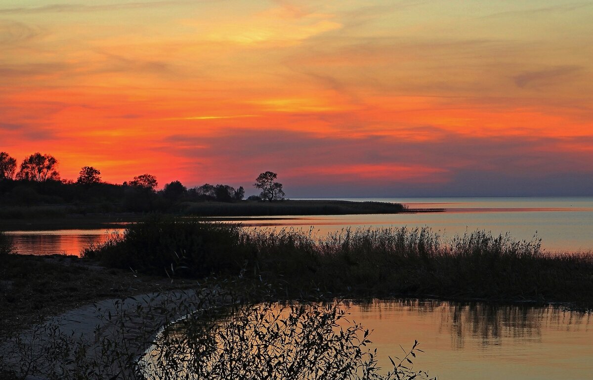 Заря догорала - В.И 