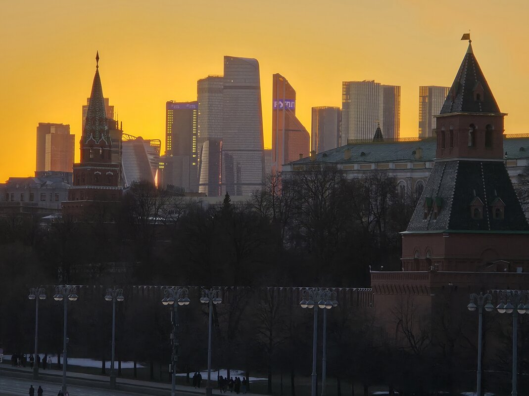 Жёлтый закат - Мария Яковлева