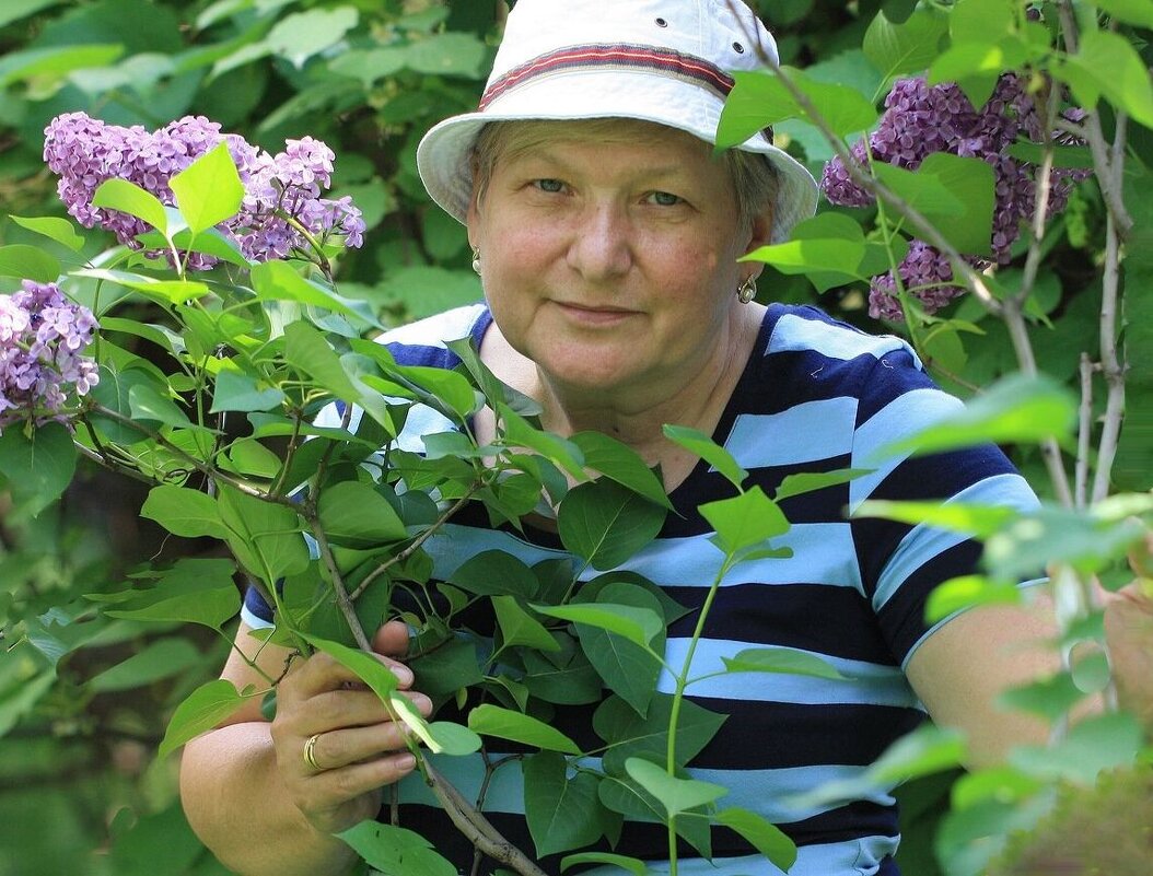 Когда цветет сирень.... - ZNatasha -