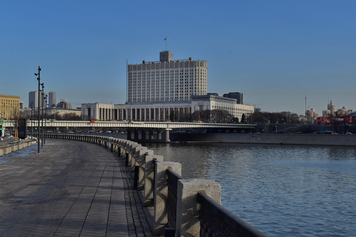 Утро в столице - Роман Пацкевич