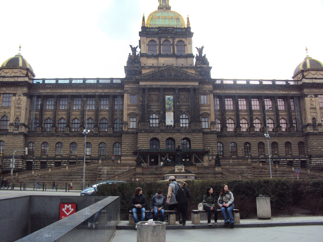 ПРАГА - Tata Wolf