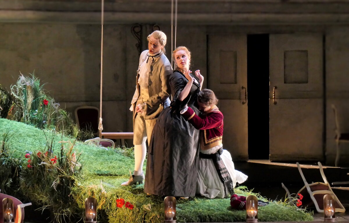 Опера "Так поступают все женщины или Школа влюбленных" - Валерий Судачок Опера "Так поступают все женщины или Школа влюбленных" - Валерий Судачок