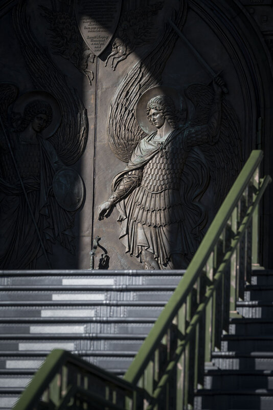 Архангел на входе. - Николай Галкин 