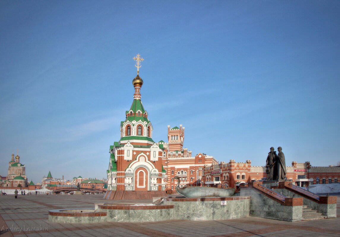 Памятник-фонтан Петру и Февронии в Йошкар-Оле - Andrey Lomakin