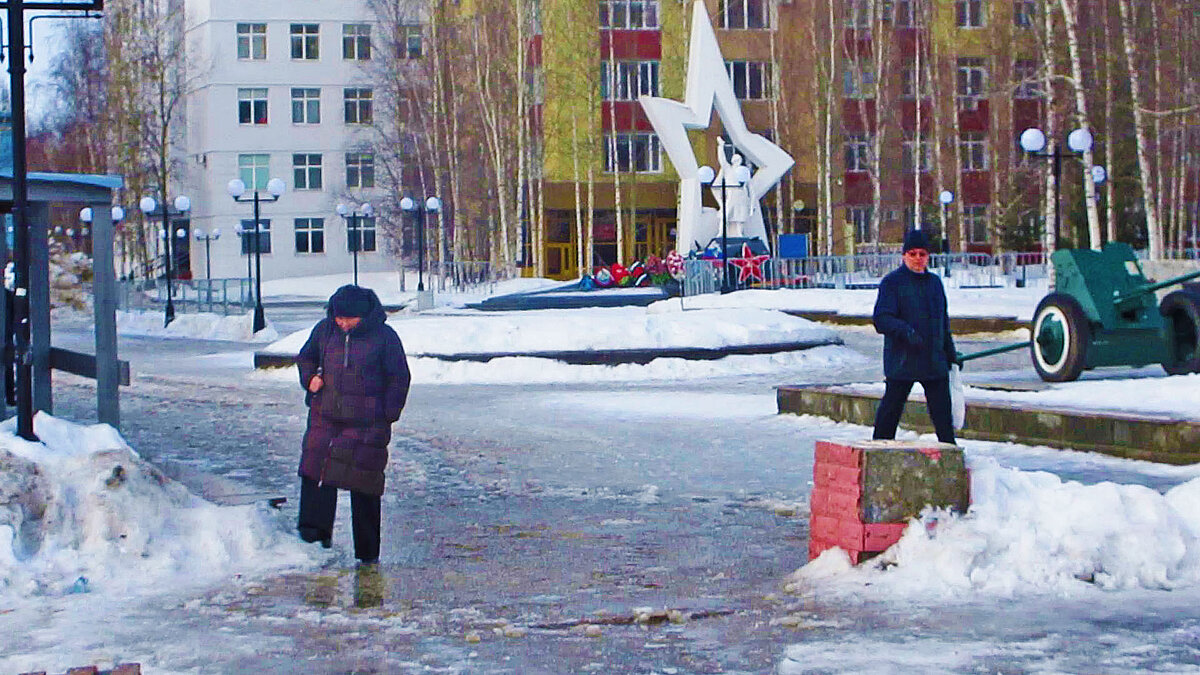 Март...Вброд только в резиновых сапогах! - Владимир 