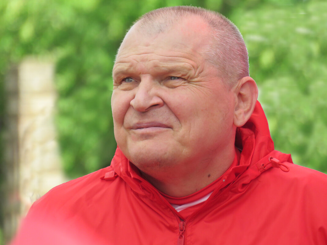 Сергей Горлукович. Советский и российский футболист, защитник - ИРЭН@ .