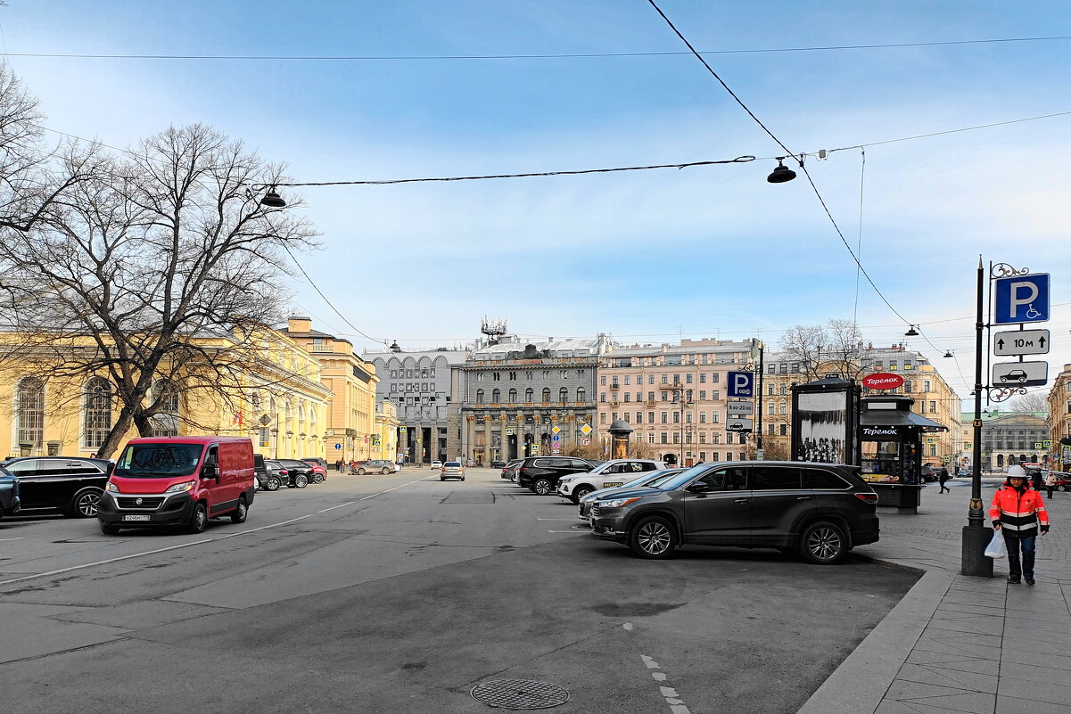 МАНЕЖНАЯ ПЛОЩАДЬ - Виктор Никитенко