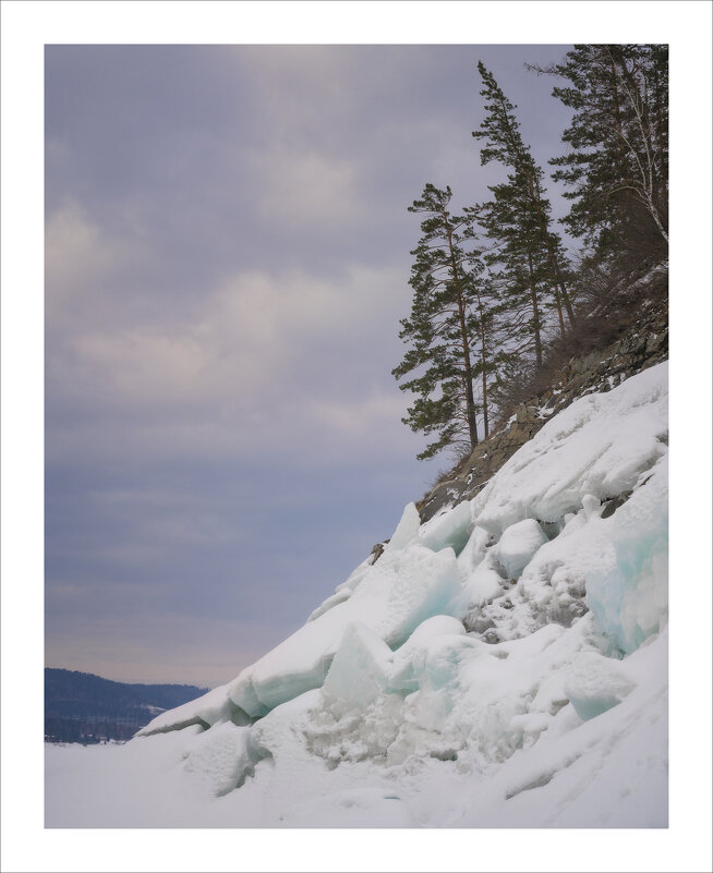 * - Александр Иванов