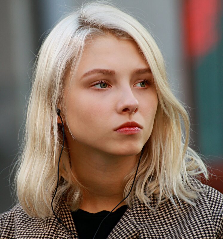 Уличный портрет - Владимир59 