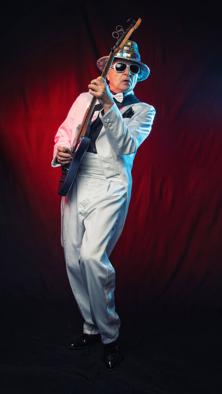 "Мистер музыка". - Давид Манакьян "Мистер музыка". - Давид Манакьян