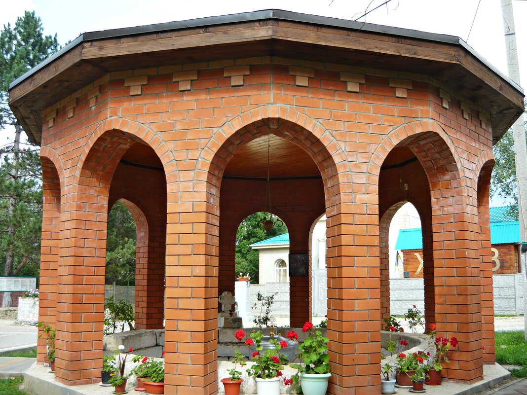 Беседка со Святой водой! - Надежда 