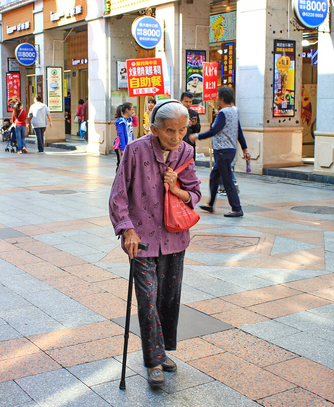 Бабушка - Elias 69