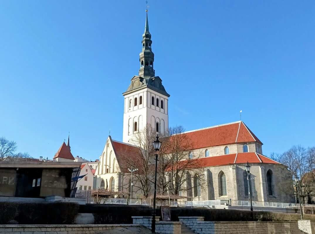 Прогулка по Старому городу - Veera V Прогулка по Старому городу - Veera V