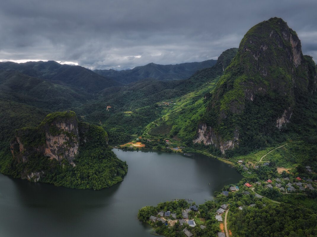 В горах Северного Вьетнама  Провинция Лай Чау (Lai Chau) - Дмитрий Шишкин