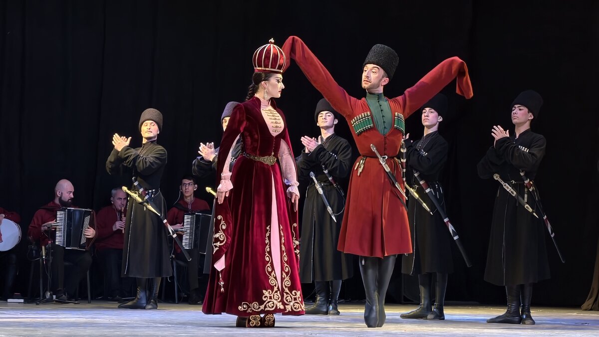 Кавказский танец - Мариша Тим