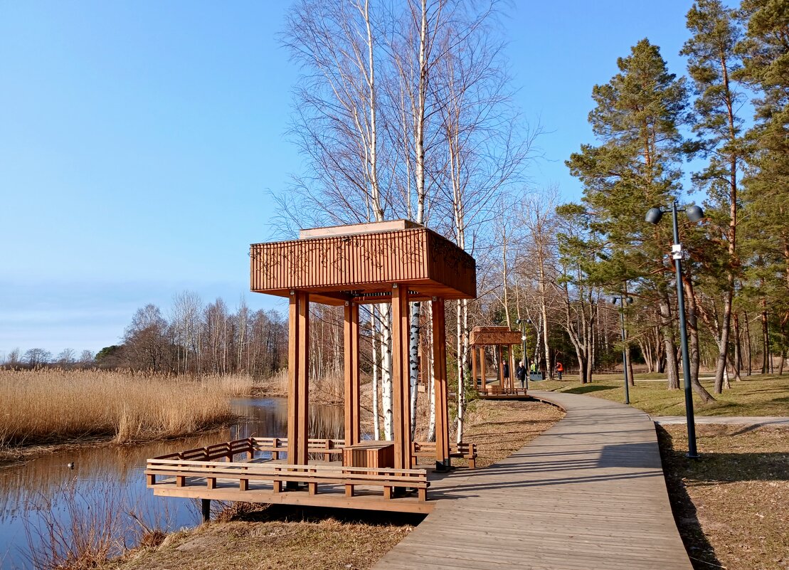 Беседка на берегу реки. - Лия ☼