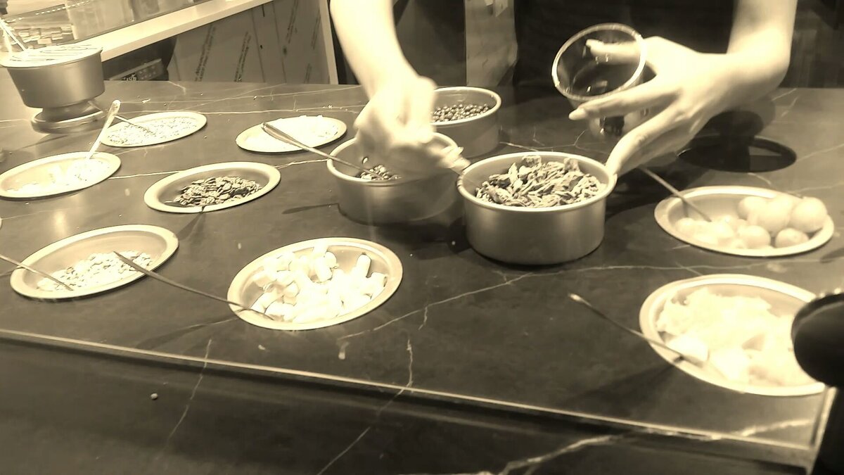 115 (254) - CLOSE WAYS ALL