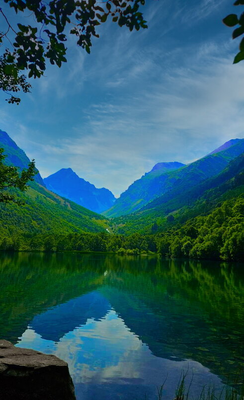 Горное озеро. - Марина Леонидовна