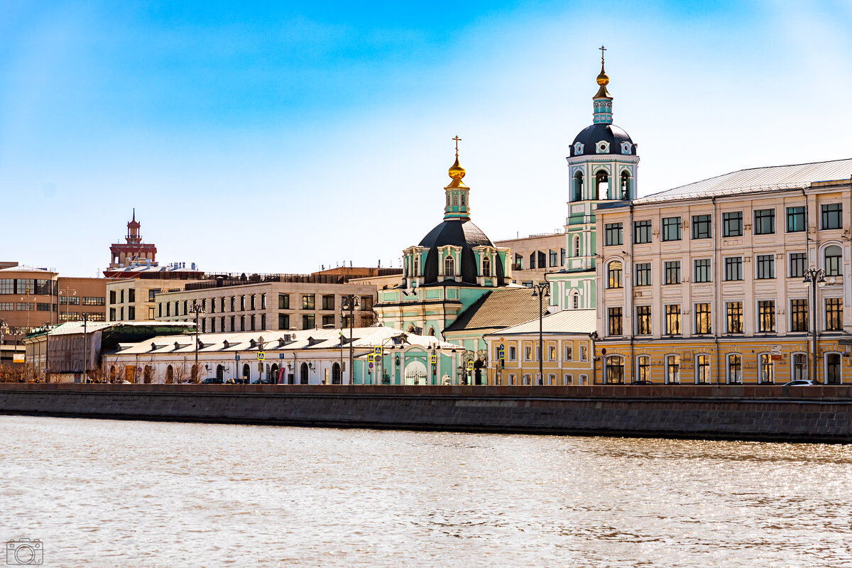 Вид на Раушкую набережную - Александр 