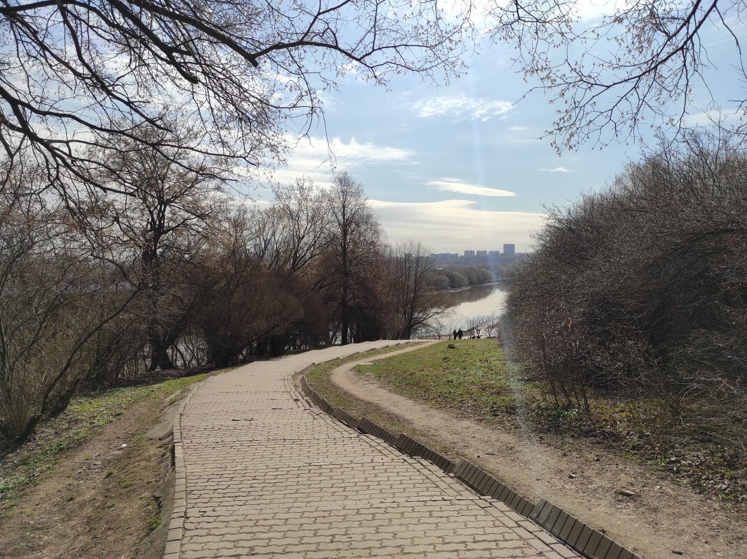 Дорога от храма к реке - Игорь Ч.