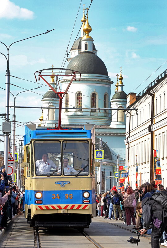 День ТРАМВАЯ 4 апреля на ул Радонежского - Михаил Бибичков День ТРАМВАЯ 4 апреля на ул Радонежского - Михаил Бибичков