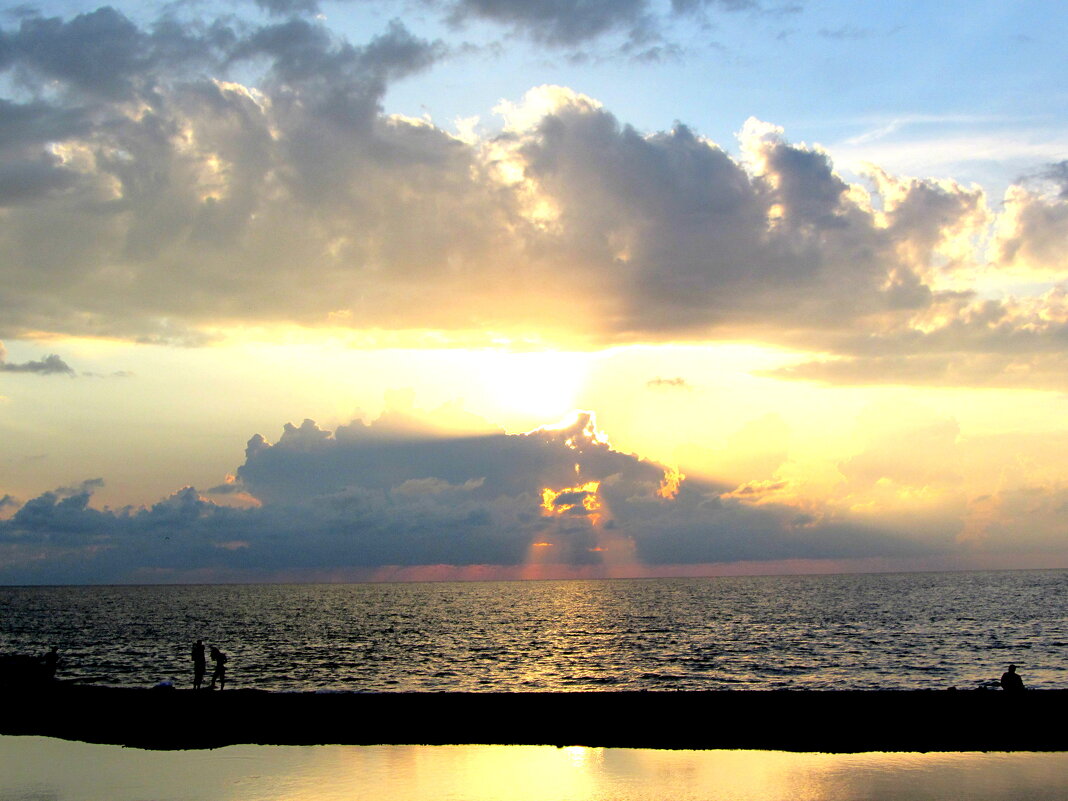 На закате - Валерий 