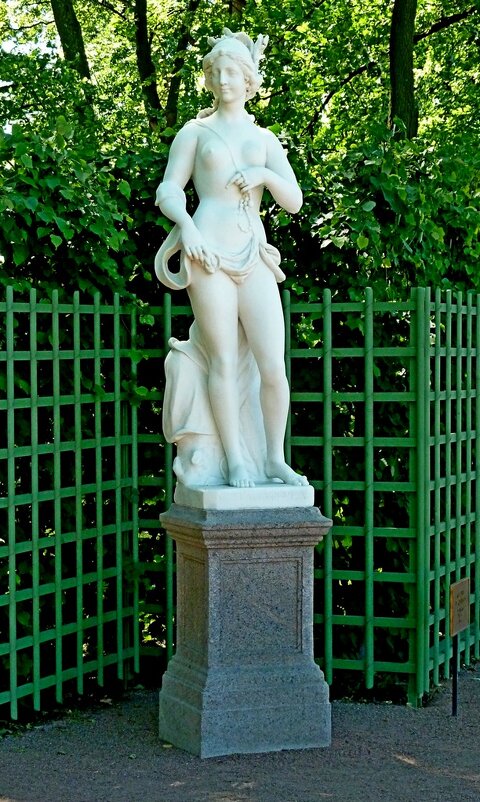 ЛЕТНИЙ САД. - Виктор Осипчук