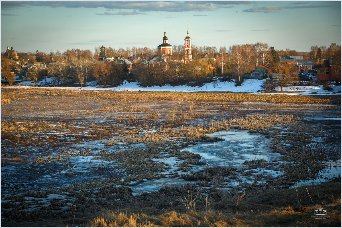 Апрель. Суздаль - Вячеслав Владимирович Апрель. Суздаль - Вячеслав Владимирович