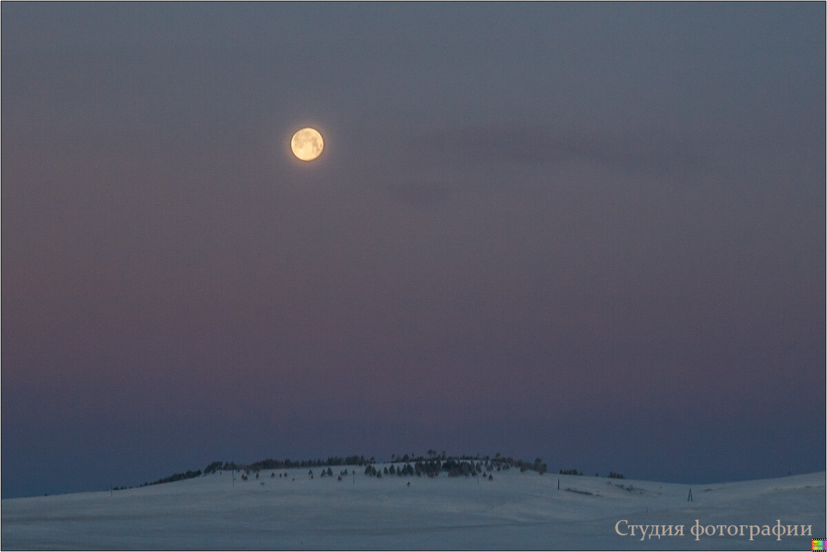 Лунный пейзаж - Студия фотографии Лунный пейзаж - Студия фотографии