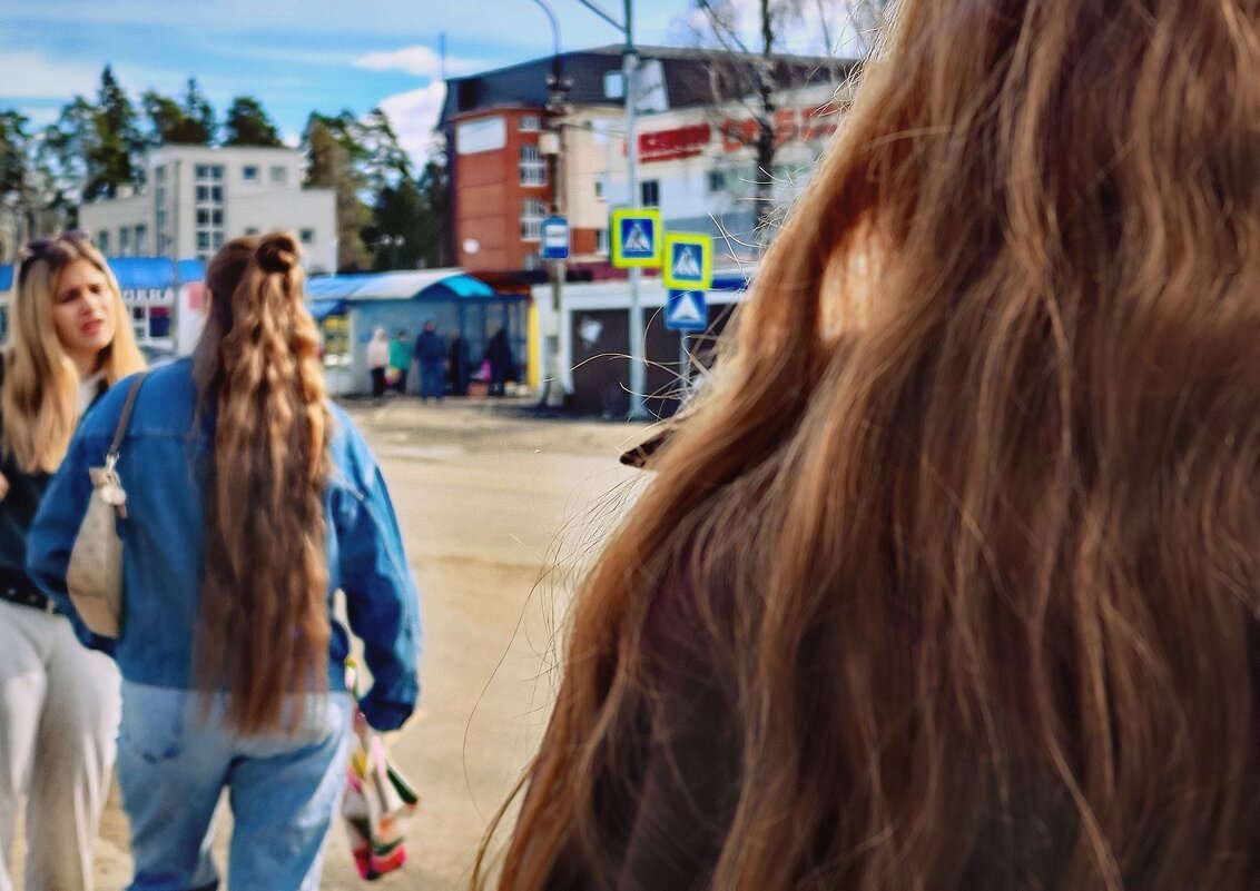 красивая мода   до пояса  вернулась - Любовь 