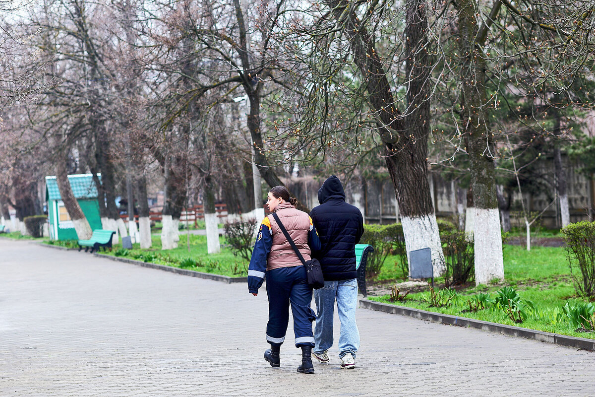 В парке - Юрий Гайворонскiий