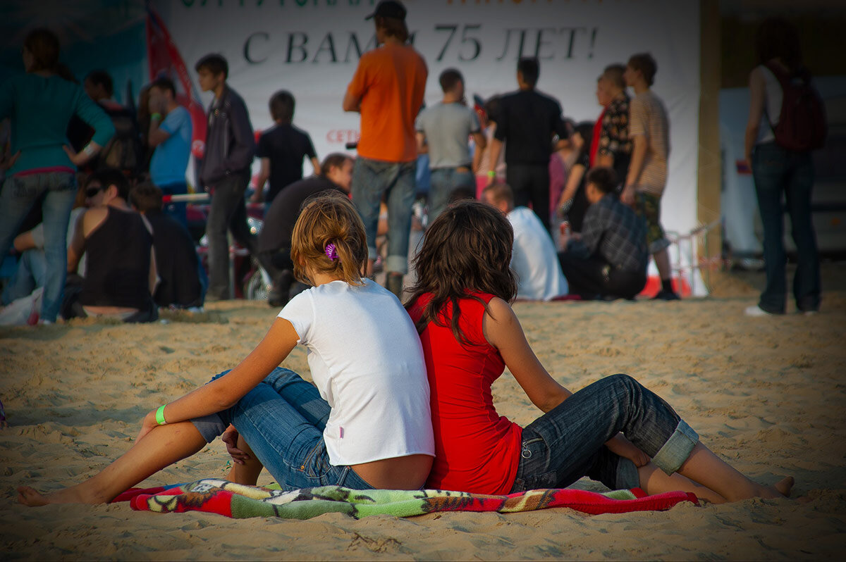 красное и белое - Александр Лебедев