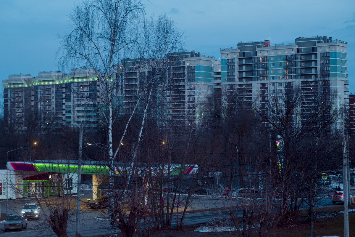 Улица Советская - Сударь, уже ВЕСНА - Владимир Максимов